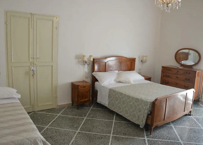 Casa de hóspedes Casa Ciri 3*