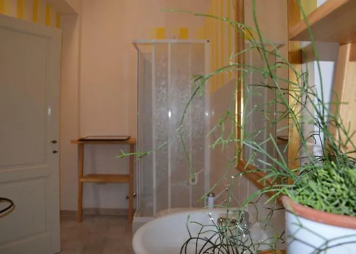 Pensión Casa Ciri 3*